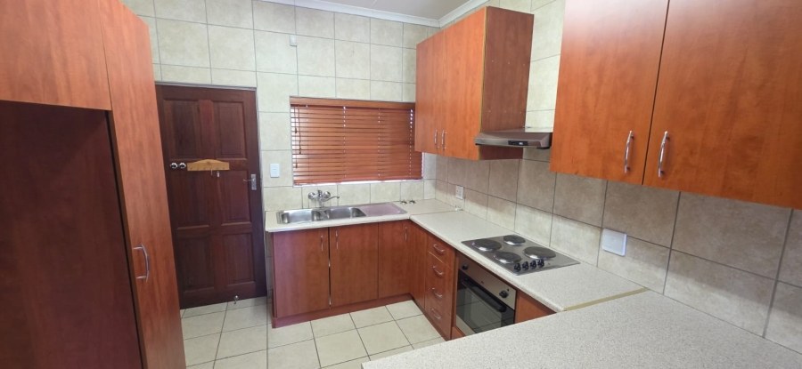 8 Bedroom Property for Sale in Meiringspark North West